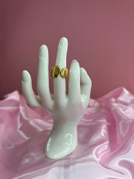 Tessa ring