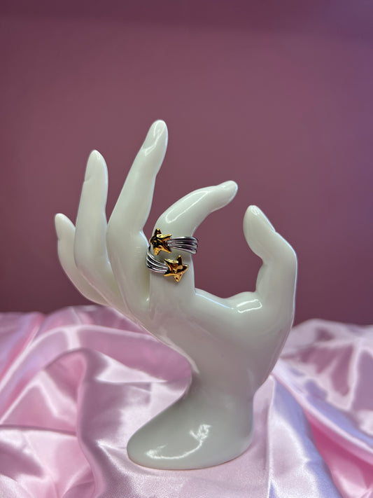Thais ring